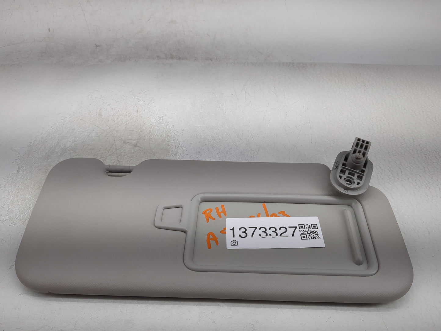 2020 Hyundai Venue Sun Visor Shade Replacement Passenger Right Mirror Fits OEM Used Auto Parts - Oemusedautoparts1.com