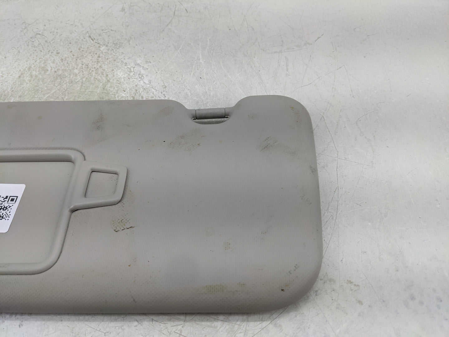2020 Hyundai Venue Sun Visor Shade Replacement Driver Left Mirror Fits OEM Used Auto Parts - Oemusedautoparts1.com