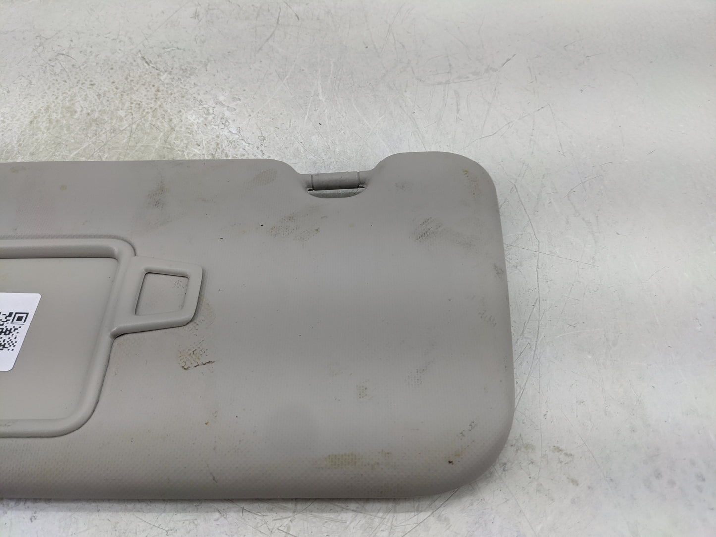 2020 Hyundai Venue Sun Visor Shade Replacement Driver Left Mirror Fits OEM Used Auto Parts - Oemusedautoparts1.com