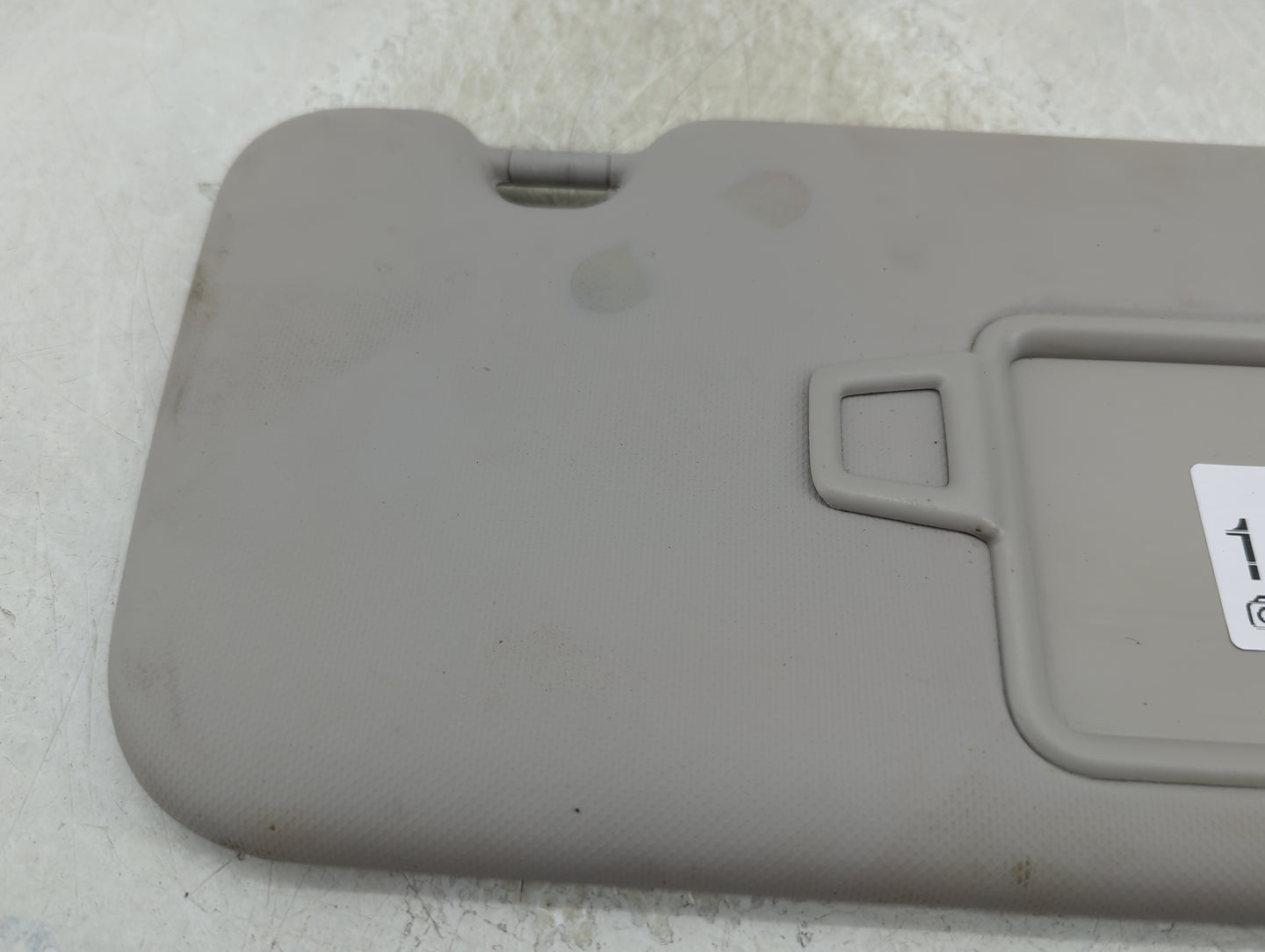 2020 Hyundai Venue Sun Visor Shade Replacement Passenger Right Mirror Fits OEM Used Auto Parts - Oemusedautoparts1.com