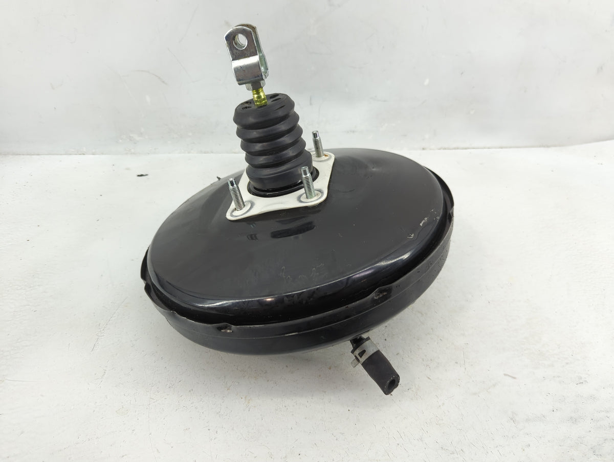 2020-2020 Hyundai Venue Power Brake Booster Oem 1382872 - Oemusedautoparts1.com