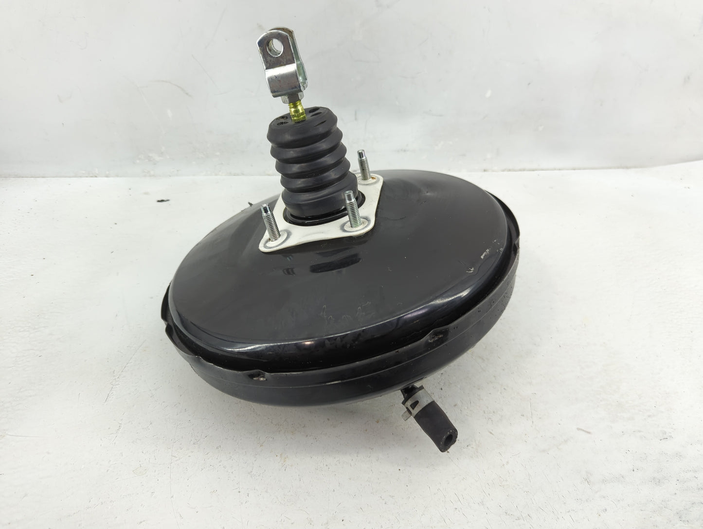 2020-2020 Hyundai Venue Power Brake Booster Oem 1382872 - Oemusedautoparts1.com