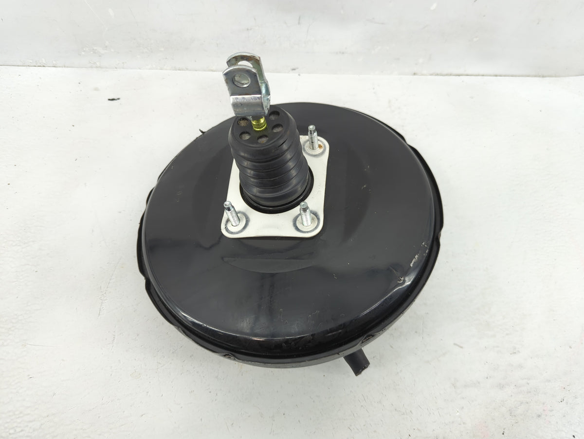 2020-2020 Hyundai Venue Power Brake Booster Oem 1382872 - Oemusedautoparts1.com