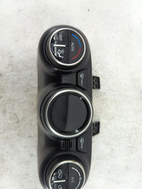 2023 Hyundai Venue Climate Control Module Temperature AC/Heater Replacement P/N:97250-K2DF0 C20039-8120 Fits OEM Used Auto P