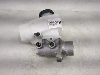 compare product 2014-2020 Infiniti Q50 Brake Master Cylinder 1492068