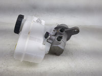 2014-2020 Infiniti Q50 Brake Master Cylinder 1492068 - Oemusedautoparts1.com