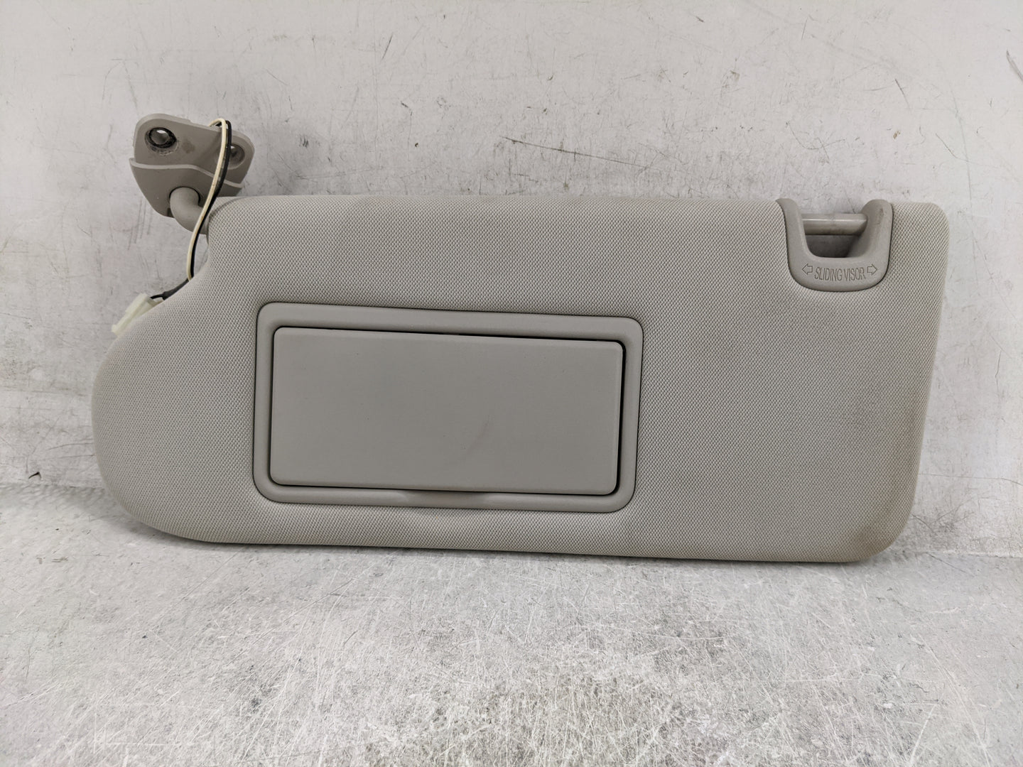 2019-2020 Infiniti Qx50 Sun Visor Shade Replacement Driver Left Mirror Fits Fits 2019 2020 OEM Used Auto Parts - Oemusedauto