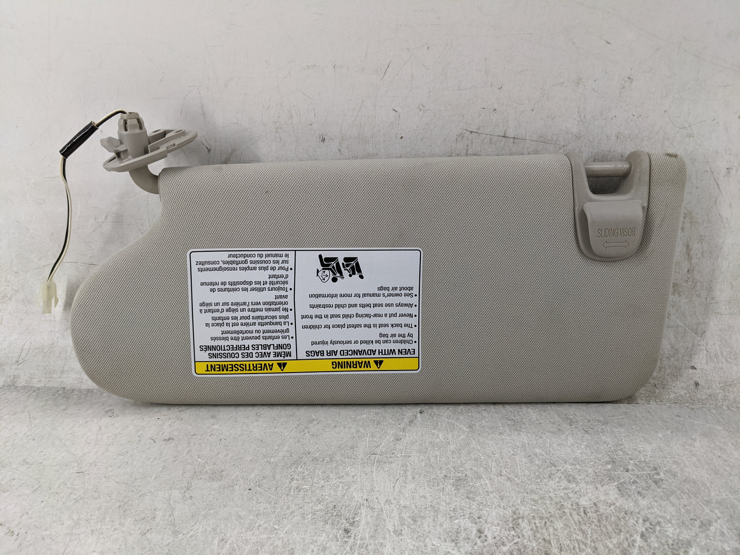 2019-2020 Infiniti Qx50 Sun Visor Shade Replacement Passenger Right Mirror Fits Fits 2019 2020 OEM Used Auto Parts - Oemused