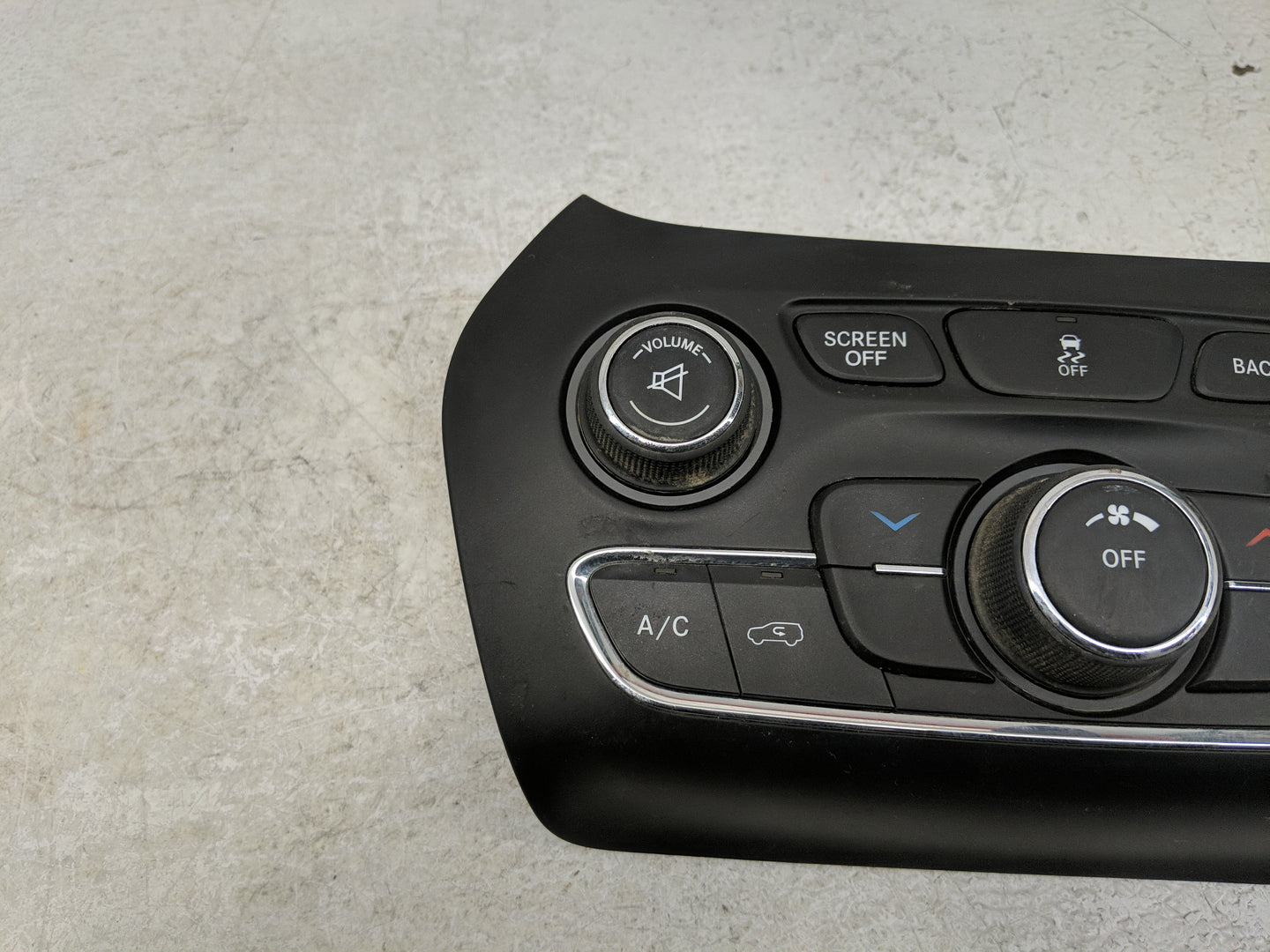 2019-2022 Jeep Cherokee Climate Control Module Temperature AC/Heater Replacement P/N:58024E Fits Fits 2019 2020 2021 2022 OE