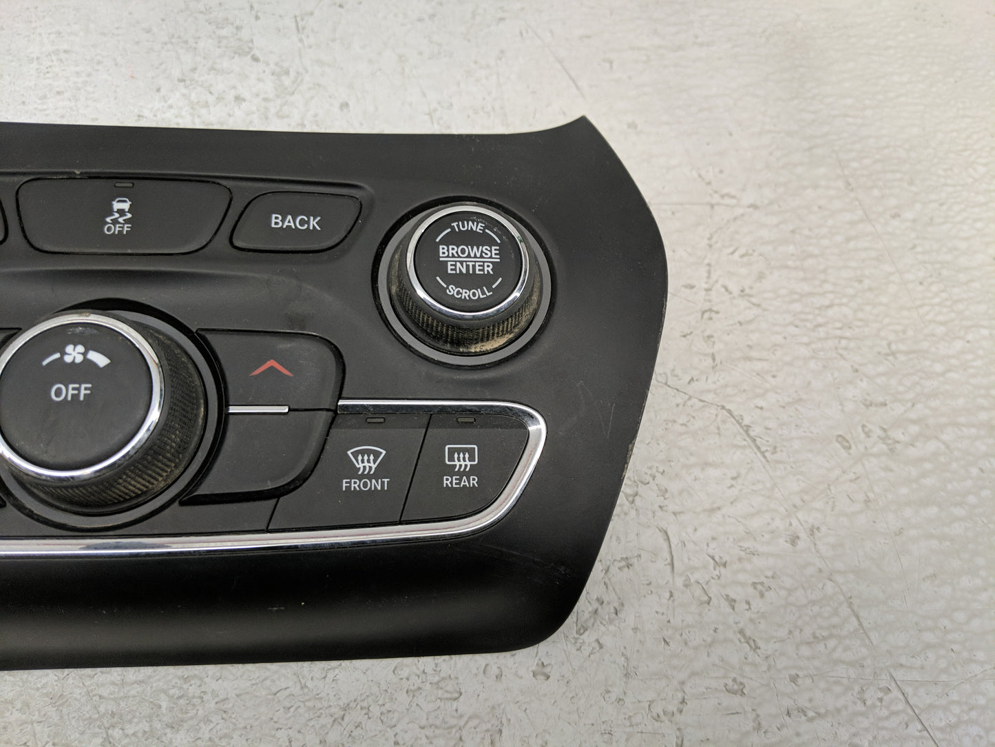 2019-2022 Jeep Cherokee Climate Control Module Temperature AC/Heater Replacement P/N:58024E Fits Fits 2019 2020 2021 2022 OE