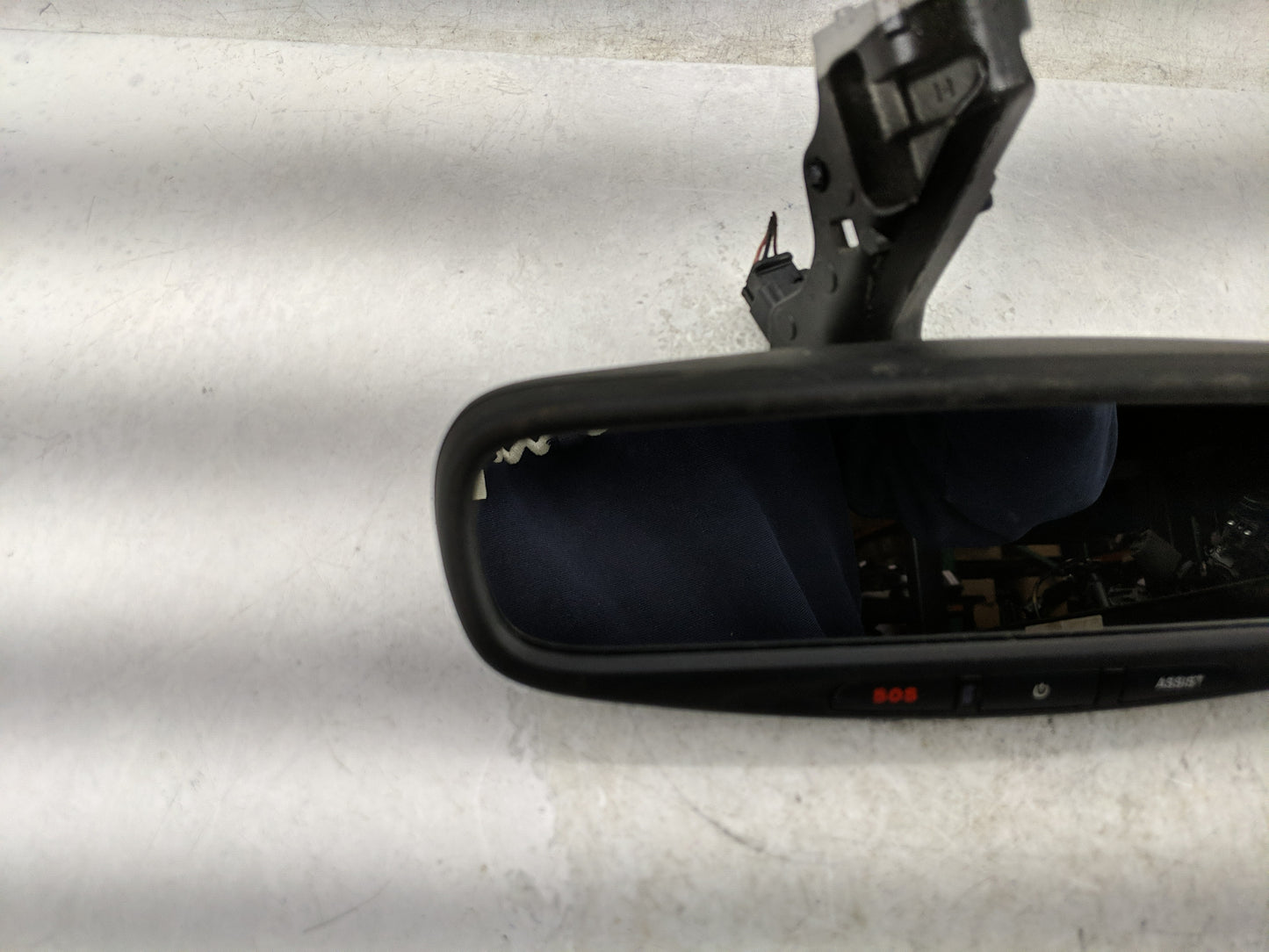 2019-2022 Jeep Cherokee Interior Rear View Mirror Replacement OEM P/N:905-5348 65333750AA Fits Fits 2019 2020 2021 2022 OEM 