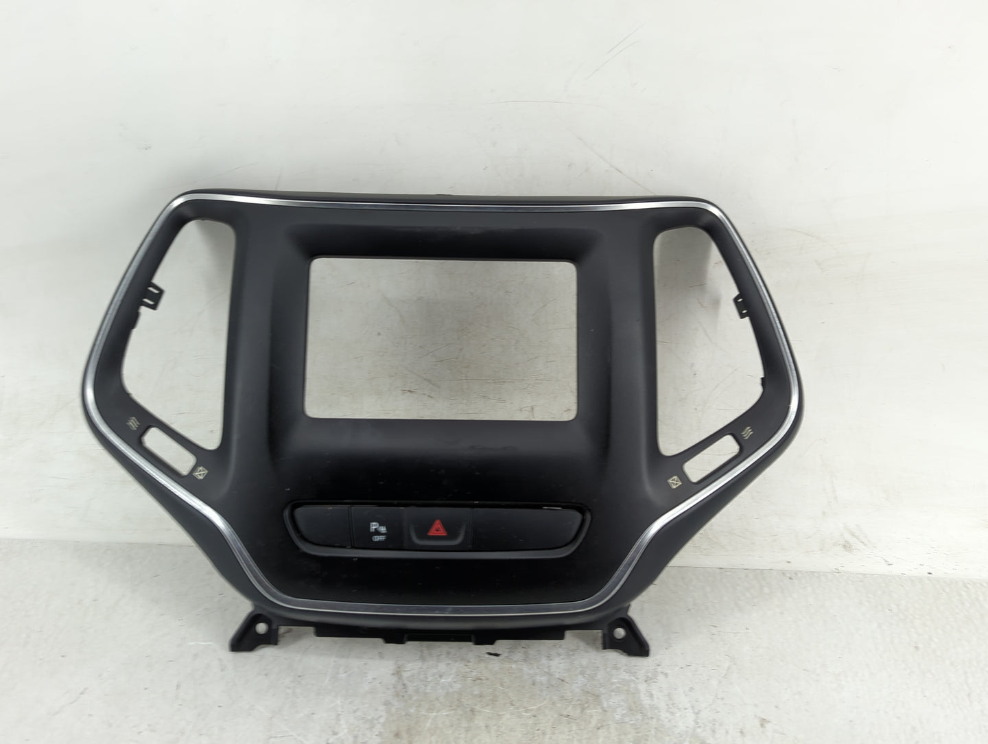 2023 Jeep Cherokee Information Radio Display Screen Bezel Vents - Oemusedautoparts1.com