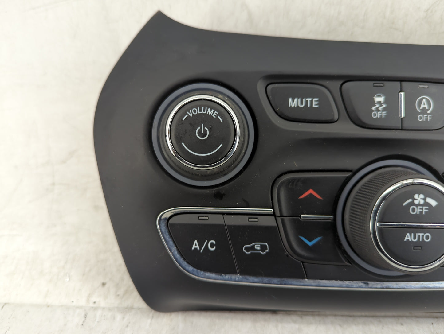 2019-2022 Jeep Cherokee Climate Control Module Temperature AC/Heater Replacement P/N:68285942AD Fits Fits 2019 2020 2021 202