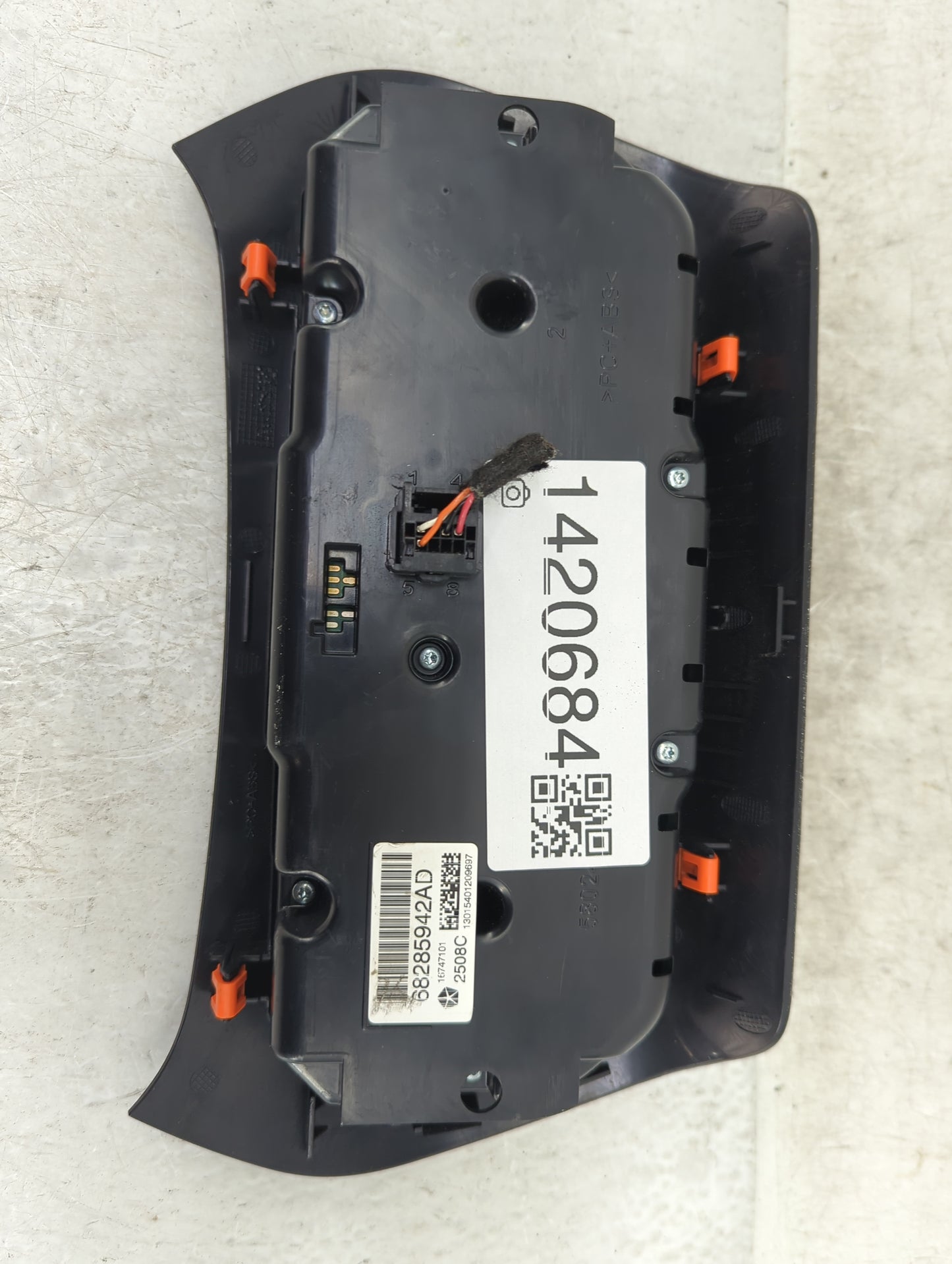 2019-2022 Jeep Cherokee Climate Control Module Temperature AC/Heater Replacement P/N:68285942AD Fits Fits 2019 2020 2021 202