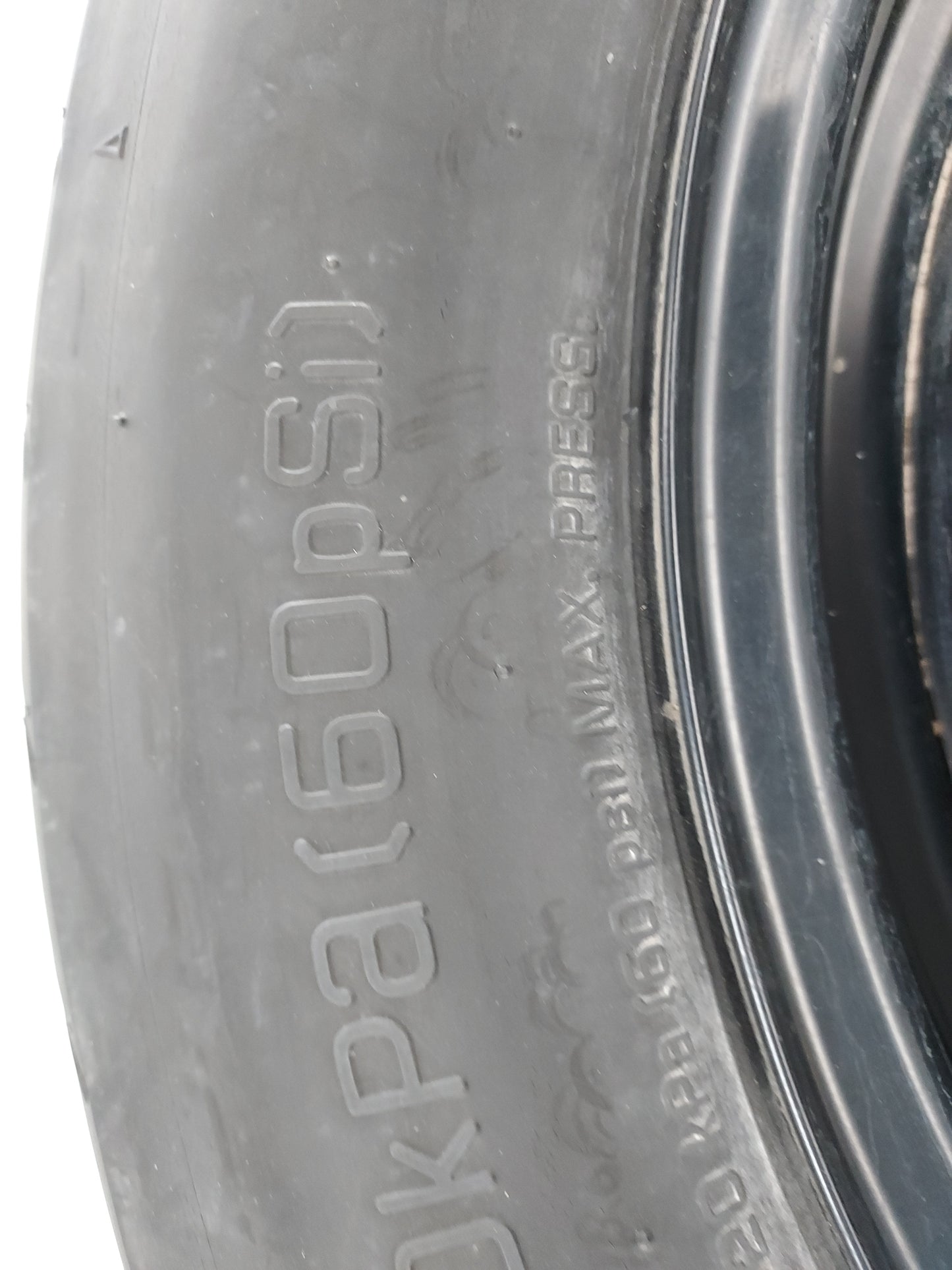 2014-2022 Jeep Cherokee Spare Donut Tire Wheel Rim Oem 1420768 - Oemusedautoparts1.com