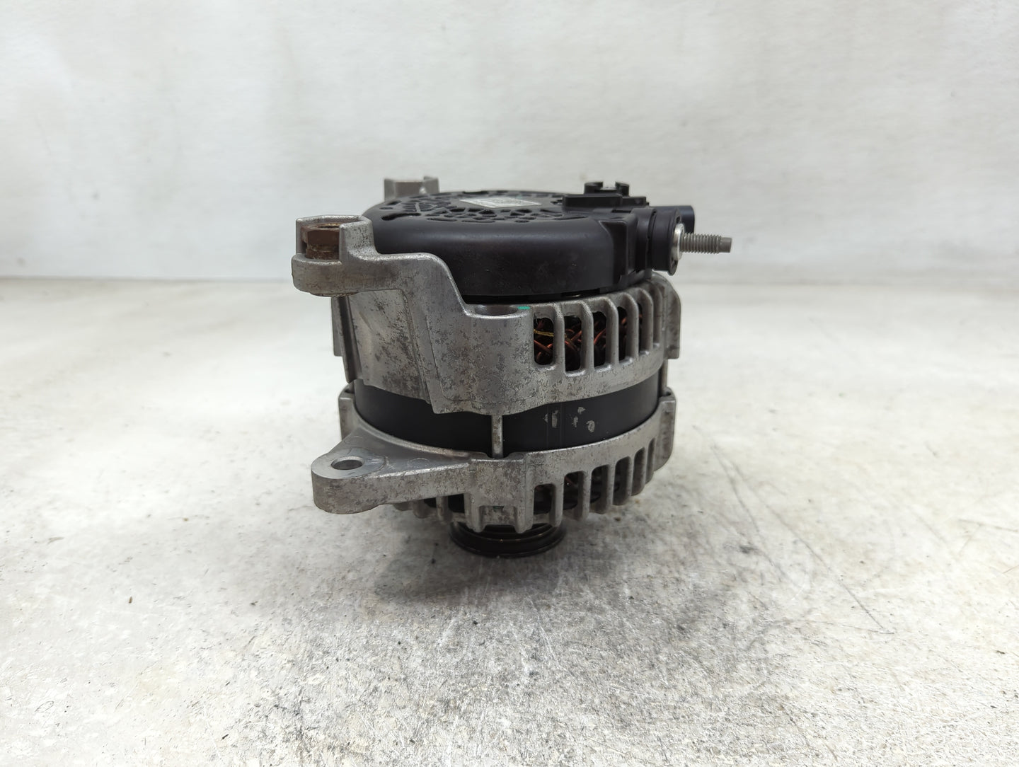 2023 Jeep Compass Alternator Replacement Generator Charging Assembly Engine OEM P/N:68427973AB Fits OEM Used Auto Parts - Oe