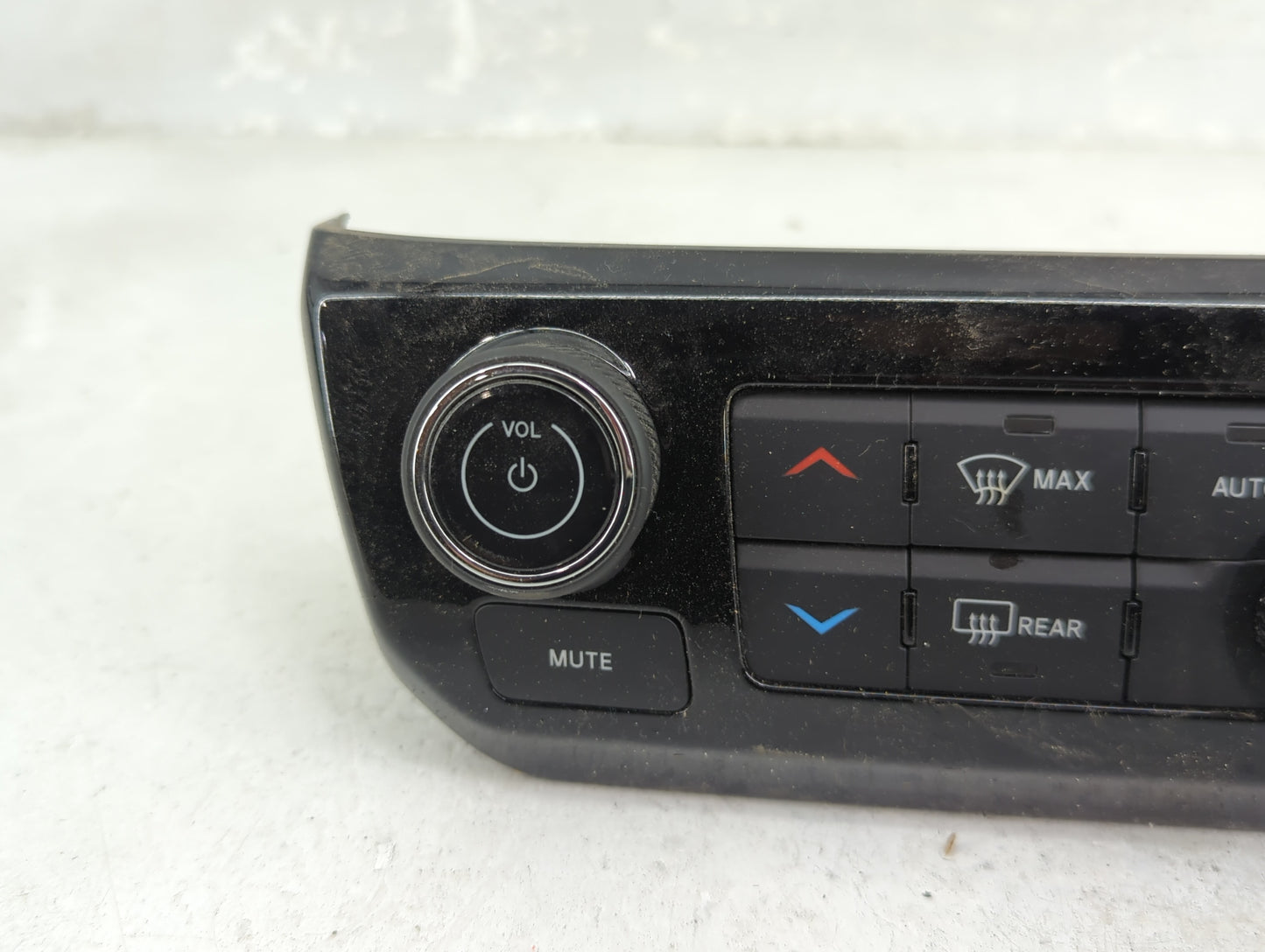 2023 Jeep Compass Climate Control Module Temperature AC/Heater Replacement P/N:68518284AC 17037023-05, 00501599220 Fits OEM 