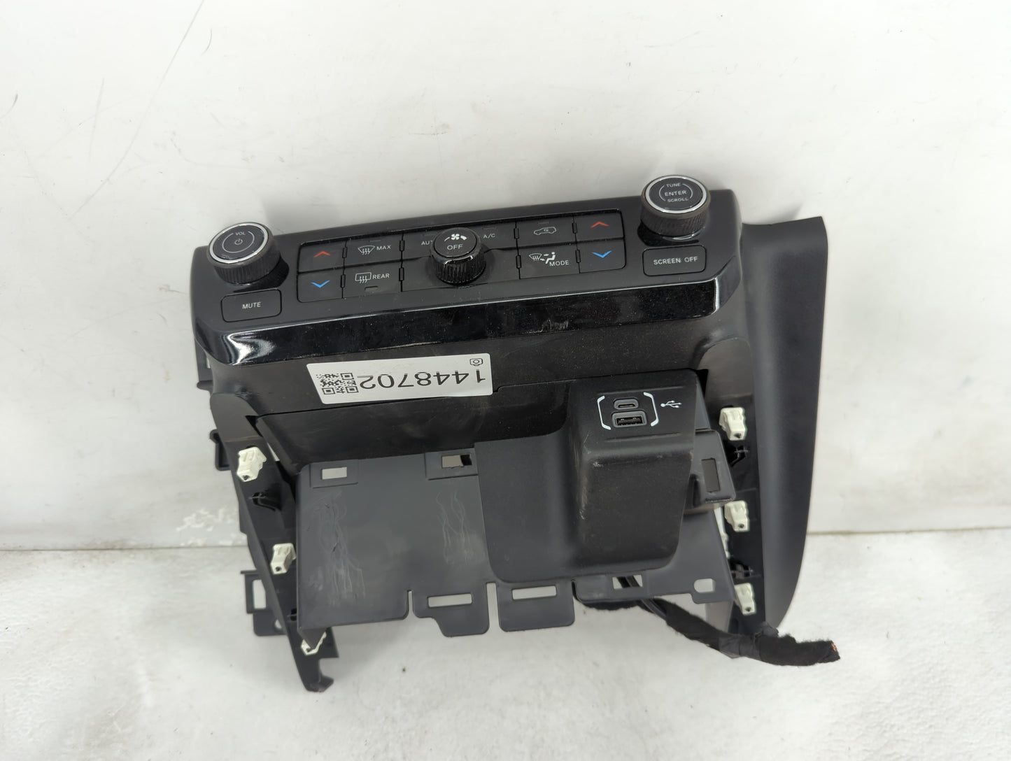 2023 Jeep Compass Climate Control Module Temperature AC/Heater Replacement P/N:P7JB162XCAA Fits OEM Used Auto Parts - Oemuse