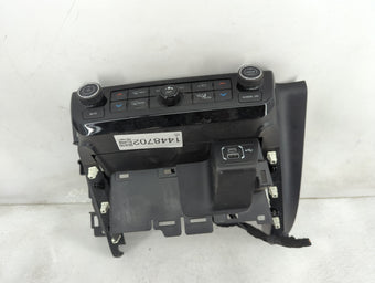 compare product 2023 Jeep Compass Climate Control Module Temperature AC/Heater Replacement P/N:P7JB162XCAA Fits OEM Used Auto Parts