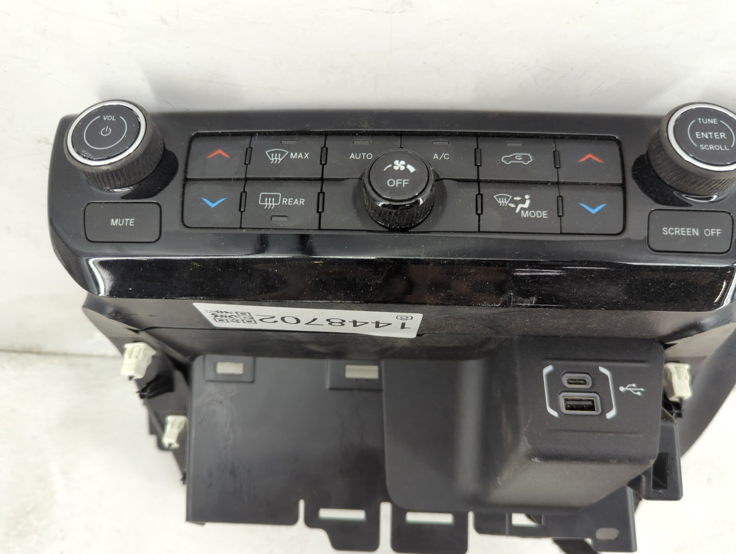 2023 Jeep Compass Climate Control Module Temperature AC/Heater Replacement P/N:P7JB162XCAA Fits OEM Used Auto Parts - Oemuse