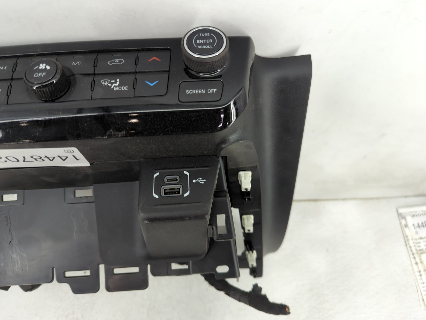 2023 Jeep Compass Climate Control Module Temperature AC/Heater Replacement P/N:P7JB162XCAA Fits OEM Used Auto Parts - Oemuse