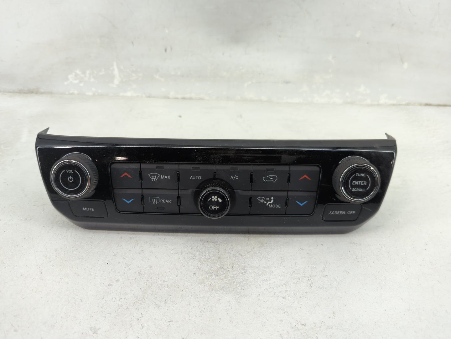 2023 Jeep Compass Climate Control Module Temperature AC/Heater Replacement P/N:68518284AC 17037023-05 Fits OEM Used Auto Par