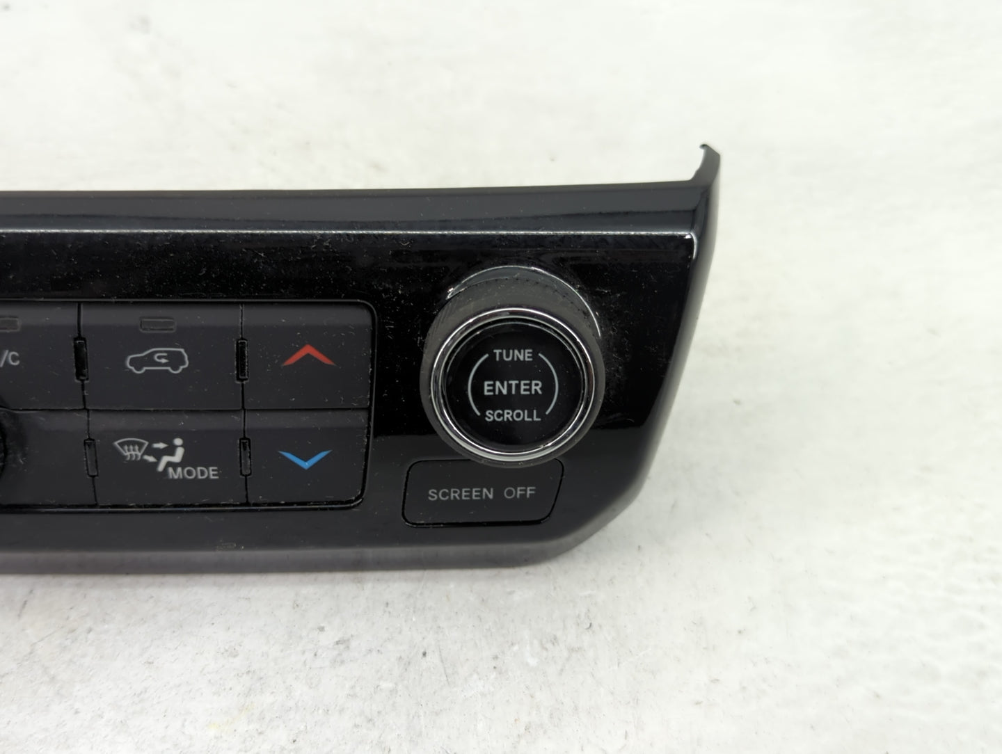 2023 Jeep Compass Climate Control Module Temperature AC/Heater Replacement P/N:68518284AC 17037023-05 Fits OEM Used Auto Par