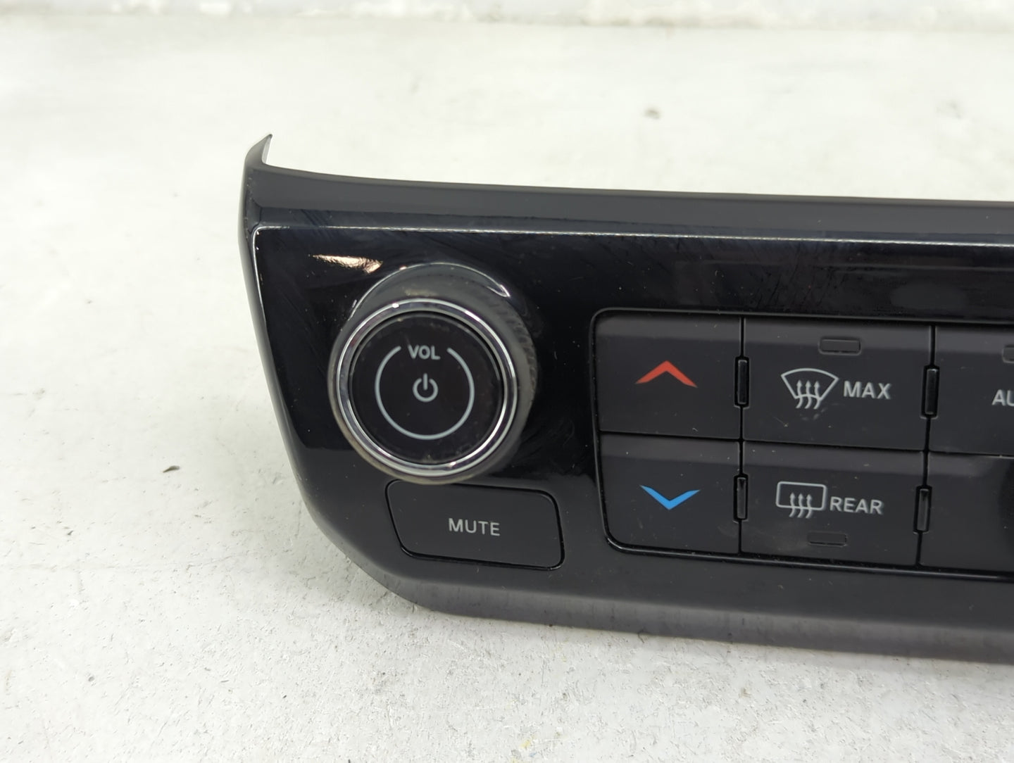 2023 Jeep Compass Climate Control Module Temperature AC/Heater Replacement P/N:68518284AC 17037023-05, 00501599220 Fits OEM 