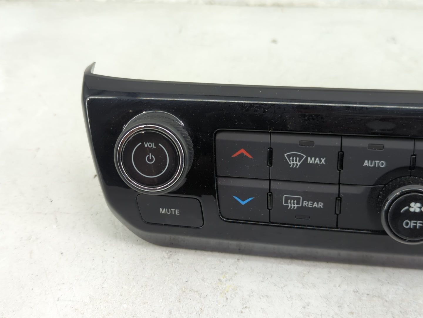 2023 Jeep Compass Climate Control Module Temperature AC/Heater Replacement P/N:68518284AC 17037023-05, 00501599220 Fits OEM 