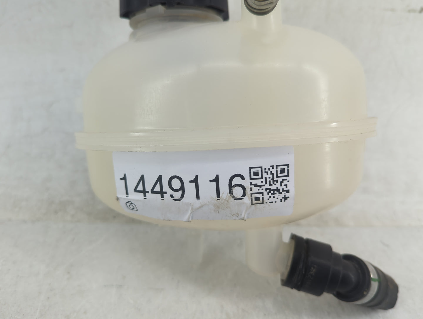 2023 Jeep Compass Radiator Coolant Overflow Expansion Tank Bottle - Oemusedautoparts1.com