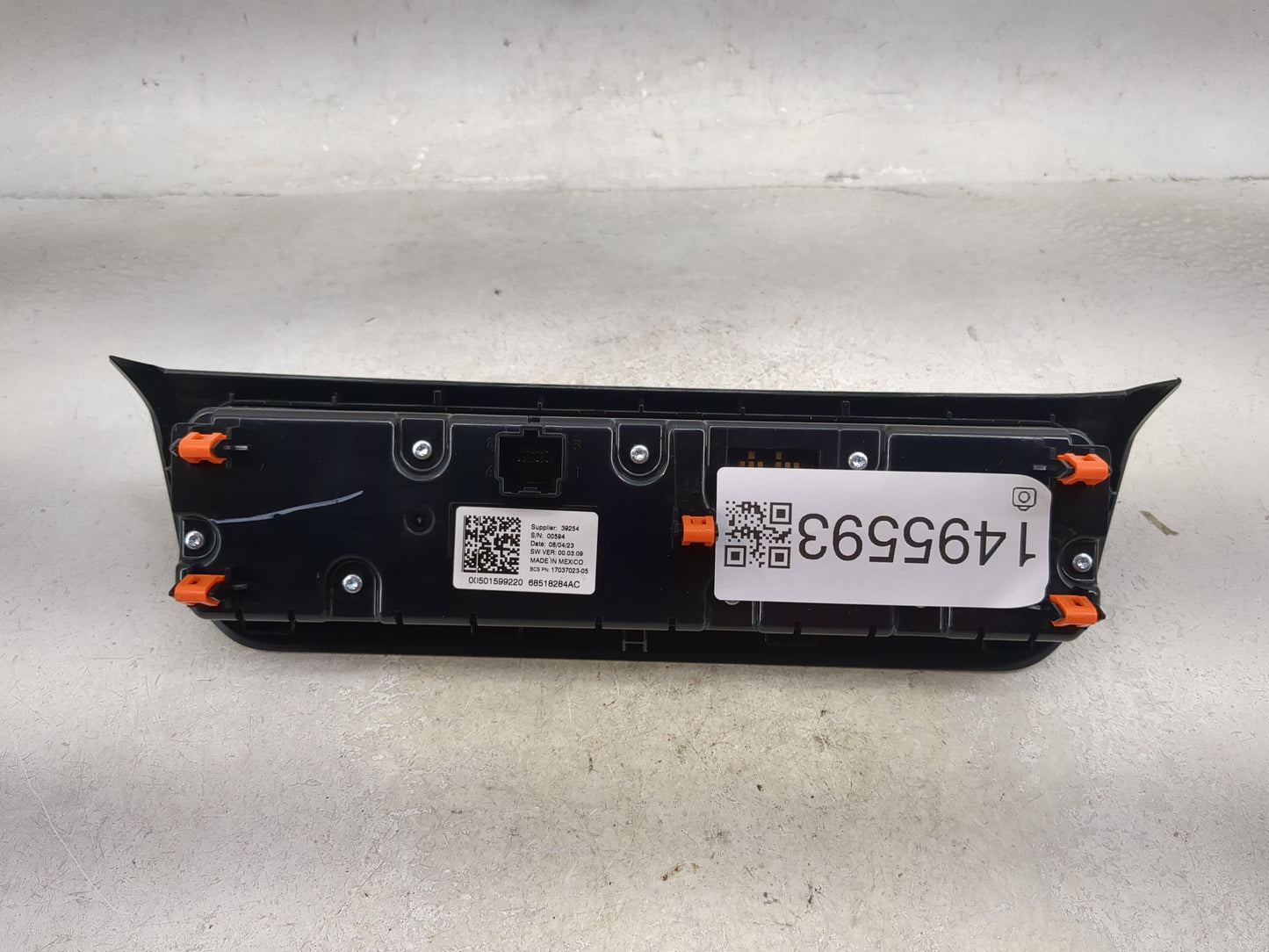 2023 Jeep Compass Climate Control Module Temperature AC/Heater Replacement P/N:68518284AC 17037023-05 Fits OEM Used Auto Par