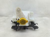 2021-2022 Jeep Gladiator Windshield Washer Fluid Reservoir Bottle - Oemusedautoparts1.com