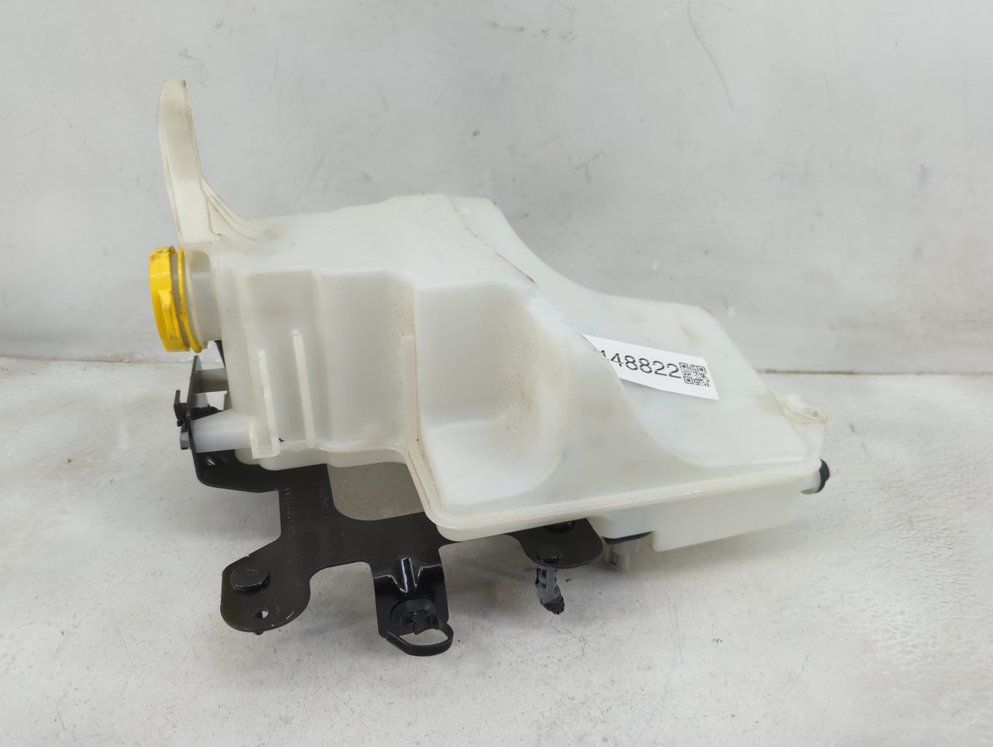 2023 Jeep Gladiator Windshield Washer Fluid Reservoir Bottle Oem - Oemusedautoparts1.com