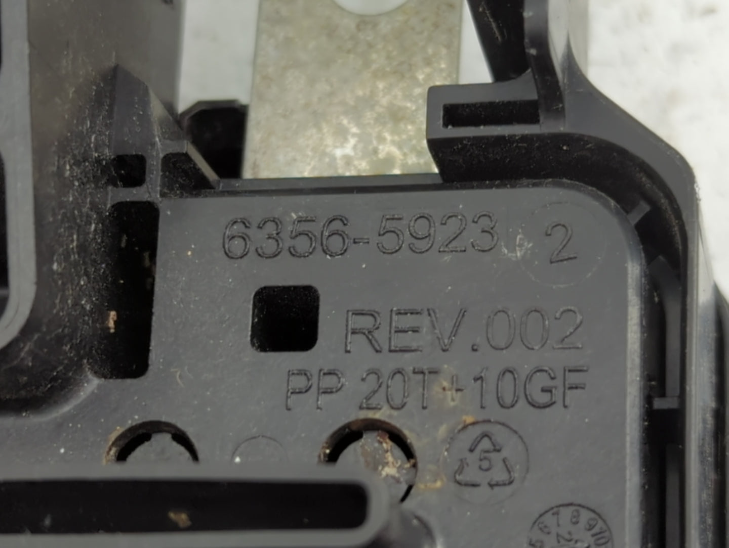 2023 Jeep Grand Cherokee Fusebox Fuse Box Panel Relay Module P/N:6356-5923 Fits OEM Used Auto Parts - Oemusedautoparts1.com