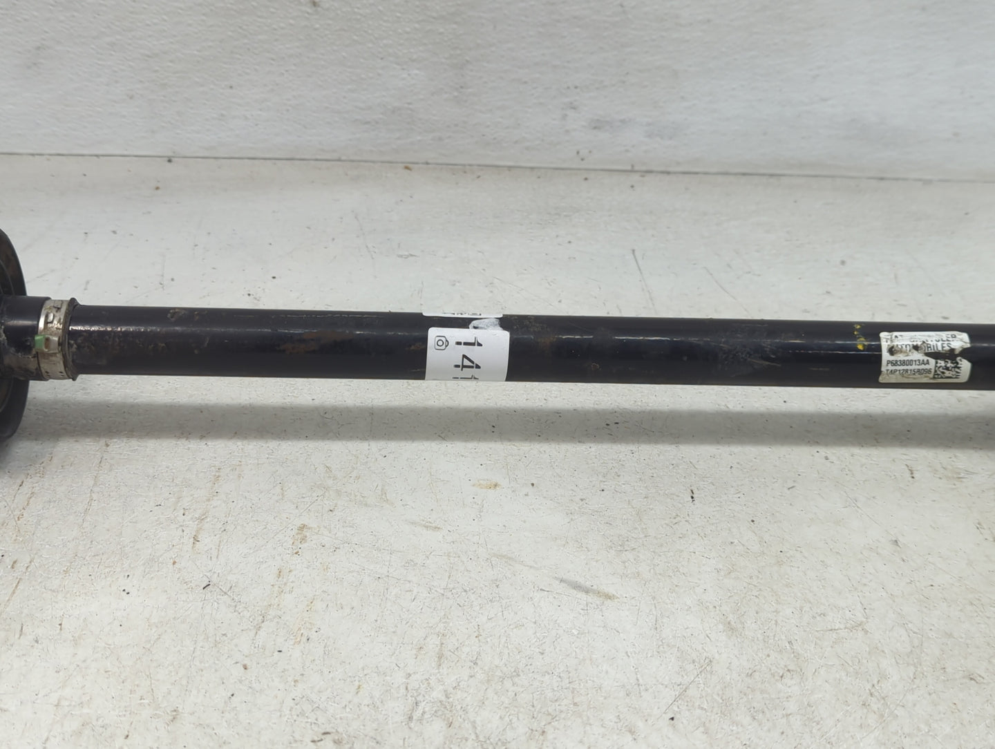 2021-2022 Jeep Grand Cherokee Axle Shaft Rear Driver Cv C/v - Oemusedautoparts1.com