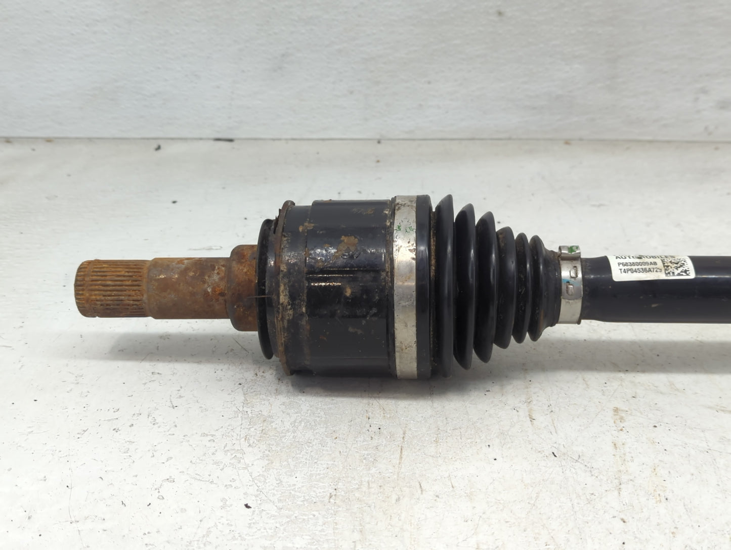 2021-2022 Jeep Grand Cherokee Axle Shaft Rear Driver Cv C/v - Oemusedautoparts1.com