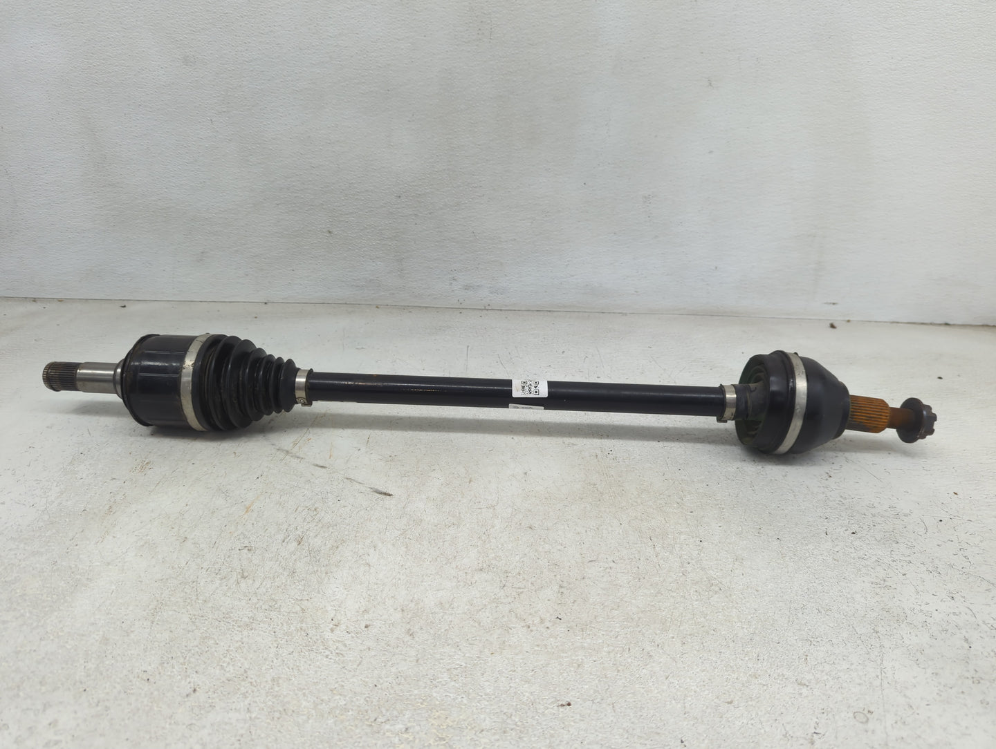 2021-2022 Jeep Grand Cherokee Axle Shaft Rear Driver Cv C/v - Oemusedautoparts1.com
