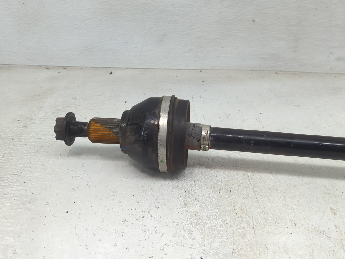 2021-2022 Jeep Grand Cherokee Axle Shaft Rear Passenger Cv C/v 1415920 - Oemusedautoparts1.com