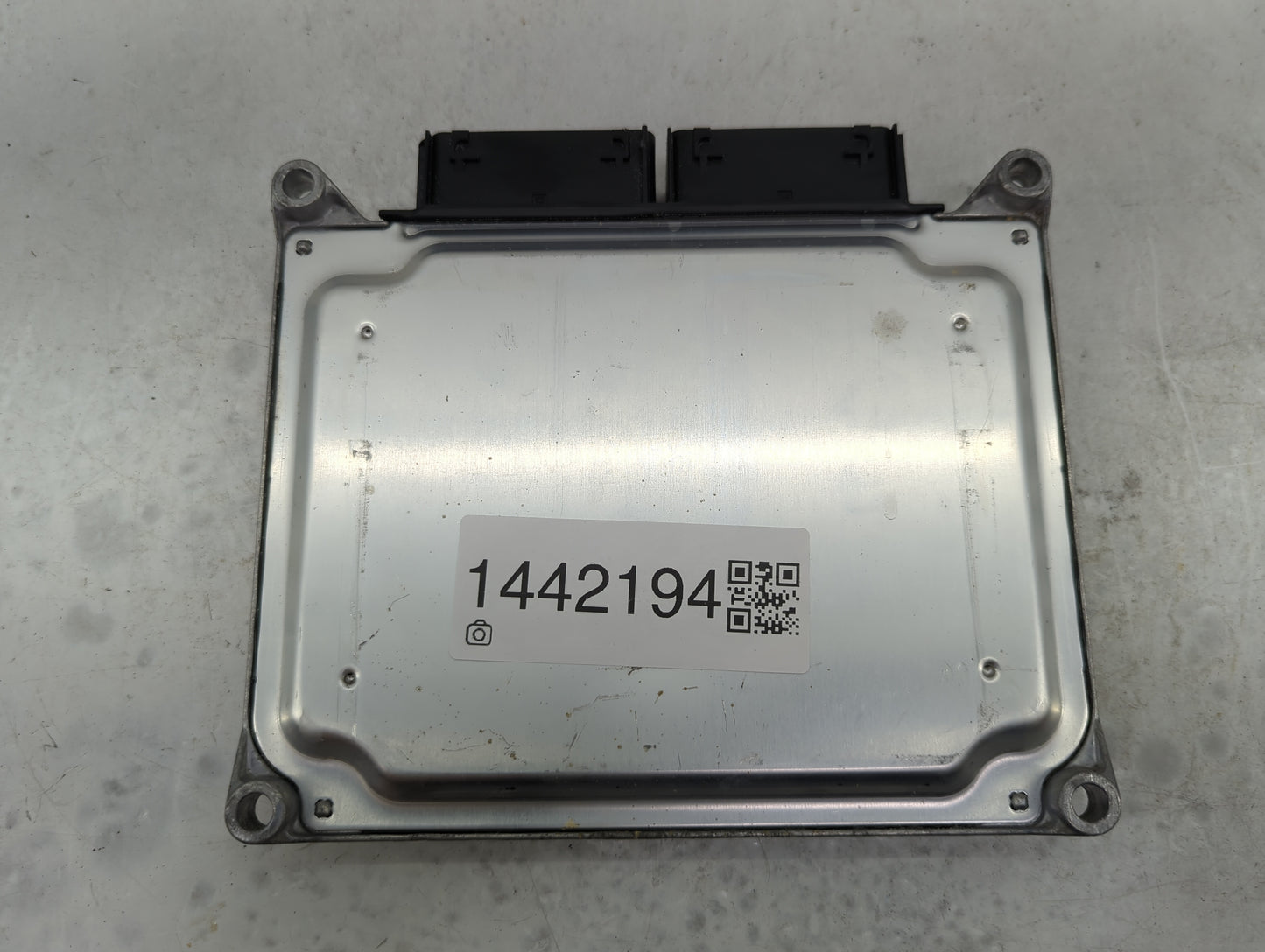 2021-2022 Jeep Grand Cherokee PCM Engine Control Computer ECU ECM PCU OEM P/N:P05149480AC Fits Fits 2021 2022 OEM Used Auto 