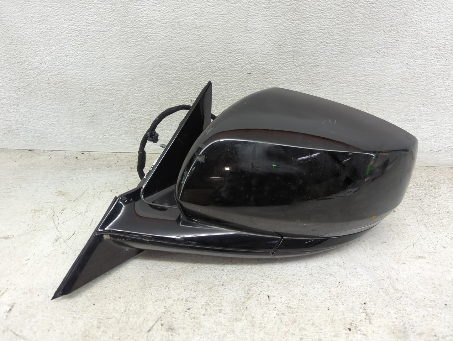 2021-2022 Jeep Grand Cherokee Driver Side View Mirror - Left Door Mirror OEM Used - Oemusedautoparts1.com