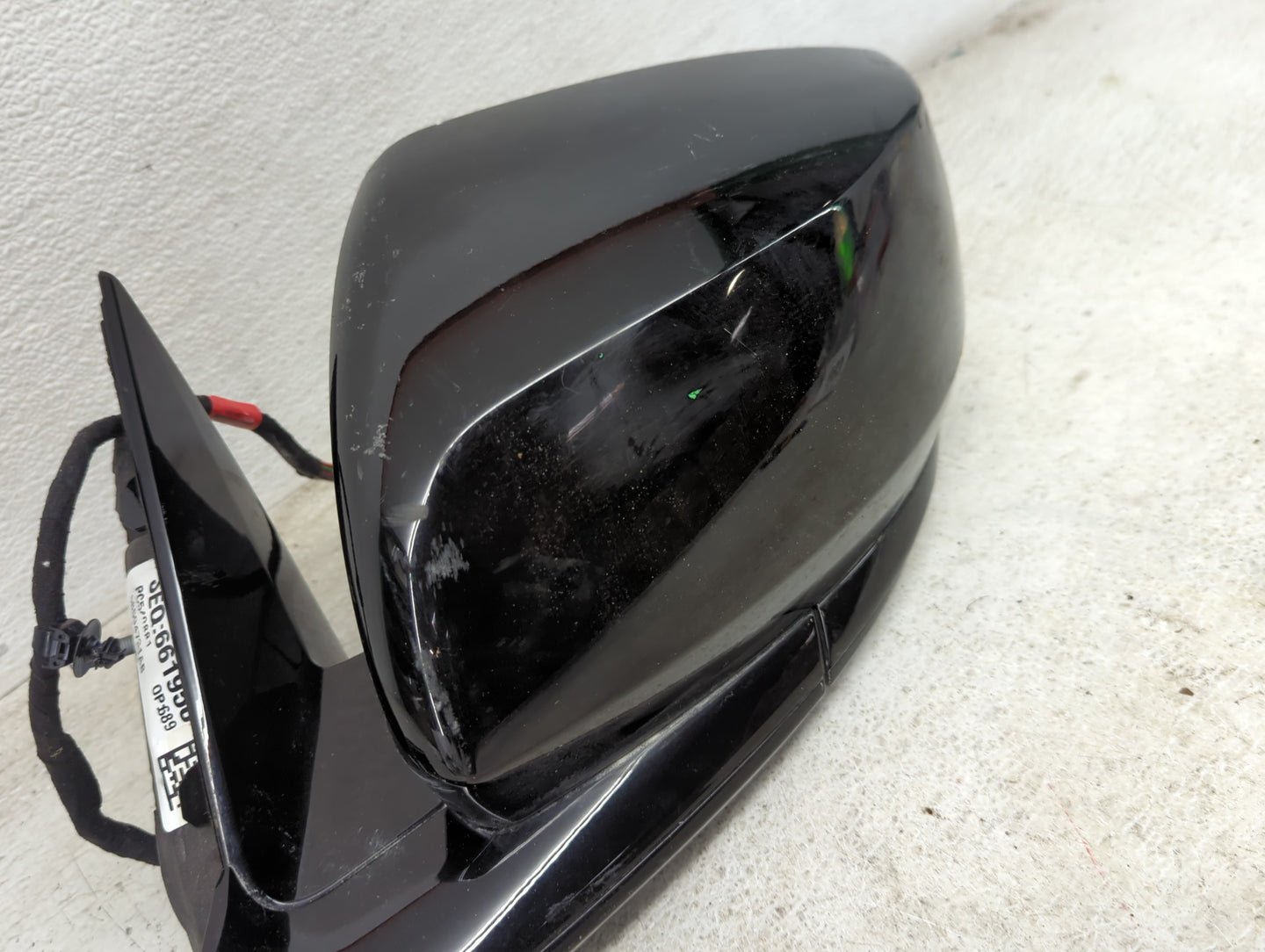 2021-2022 Jeep Grand Cherokee Driver Side View Mirror - Left Door Mirror OEM Used - Oemusedautoparts1.com