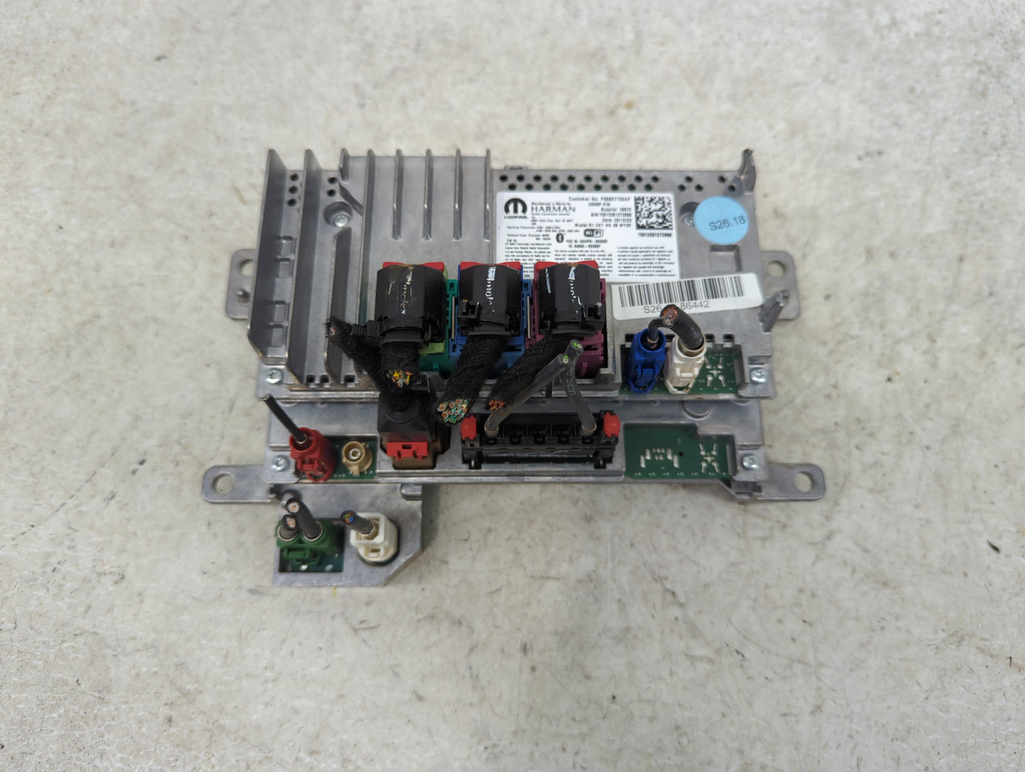 2022 Jeep Grand Cherokee Radio AM FM Cd Player Receiver Replacement P/N:P68827730AF T0012301273668, 2AHPN-BE2667 Fits OEM Us
