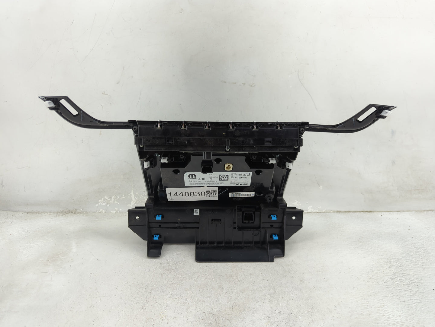 2021-2022 Jeep Grand Cherokee Climate Control Module Temperature AC/Heater Replacement P/N:68474163AJ Z1AA1134X0987 Fits OEM