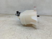 2021 Jeep Grand Cherokee Radiator Coolant Overflow Expansion Tank Bottle 1449281 - Oemusedautoparts1.com