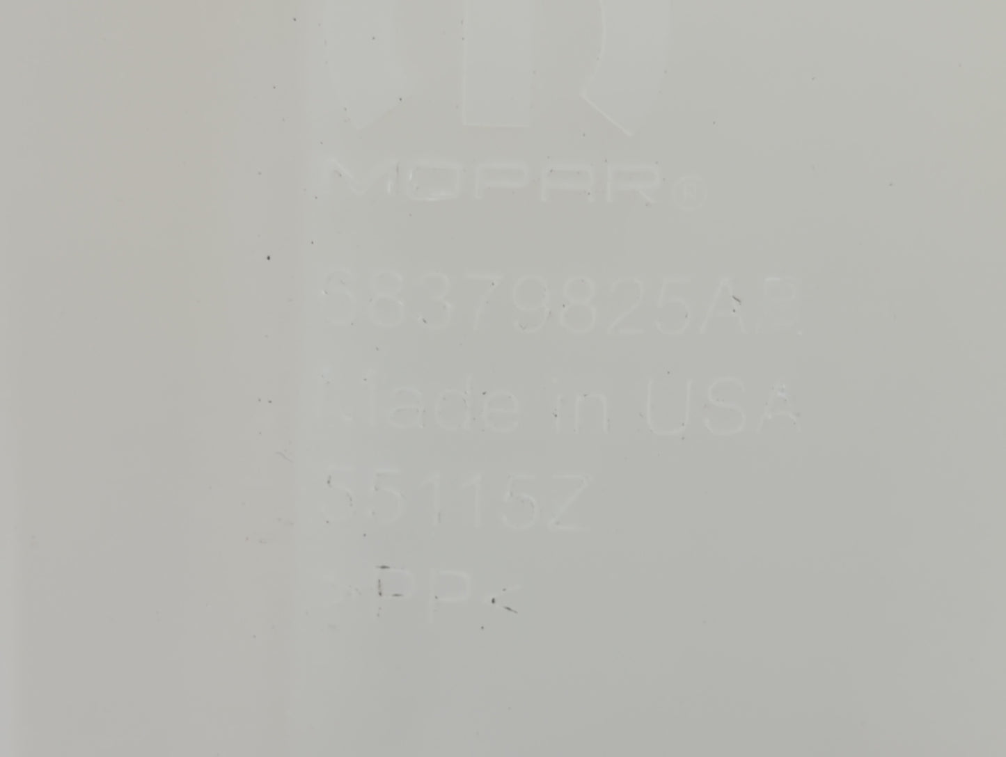 2021 Jeep Grand Cherokee Radiator Coolant Overflow Expansion Tank Bottle 1449281 - Oemusedautoparts1.com
