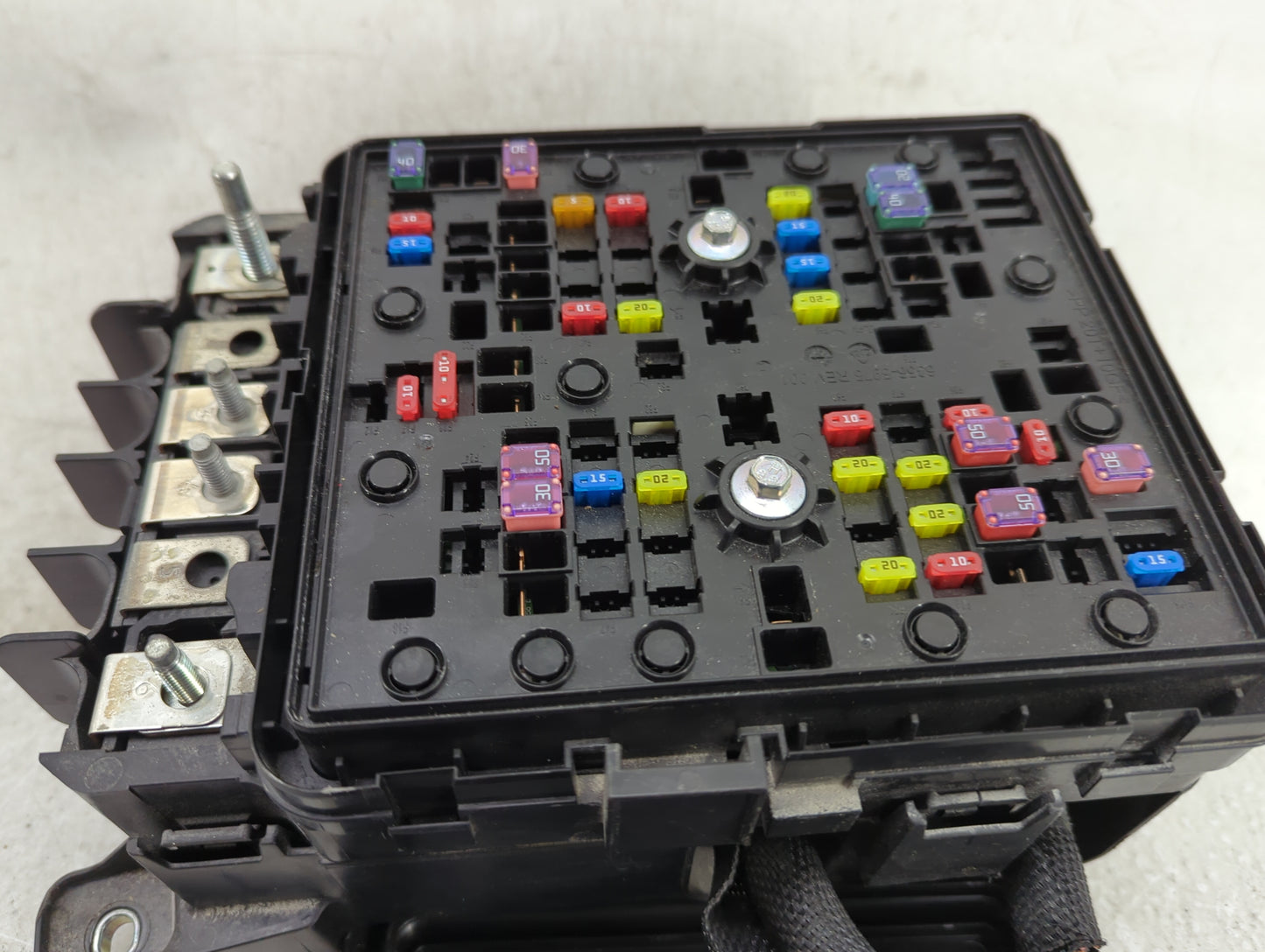 2023 Jeep Grand Cherokee Fusebox Fuse Box Panel Relay Module Fits OEM Used Auto Parts - Oemusedautoparts1.com