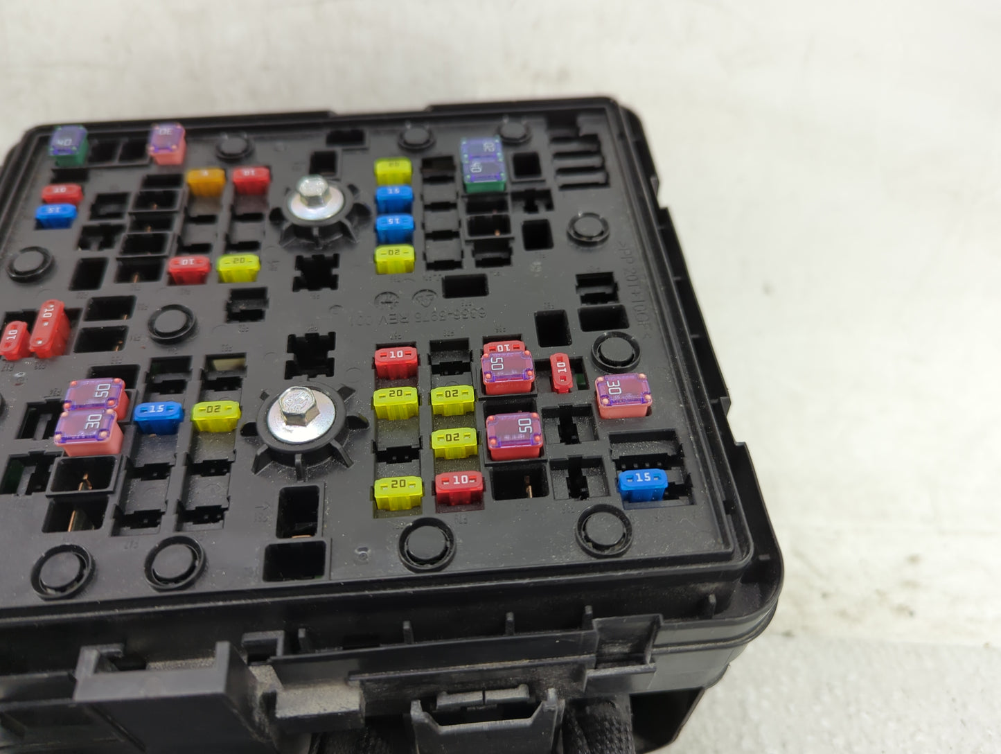 2023 Jeep Grand Cherokee Fusebox Fuse Box Panel Relay Module Fits OEM Used Auto Parts - Oemusedautoparts1.com