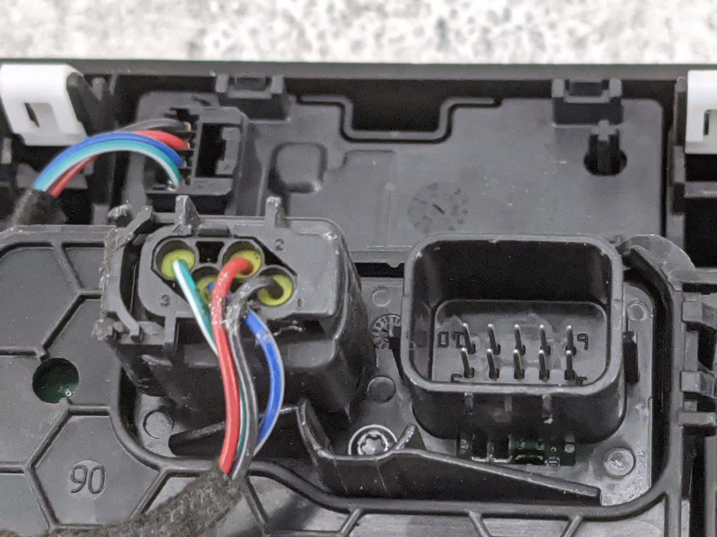 2023 Jeep Grand Cherokee Floor Console Assembly Shifter Black - Oemusedautoparts1.com