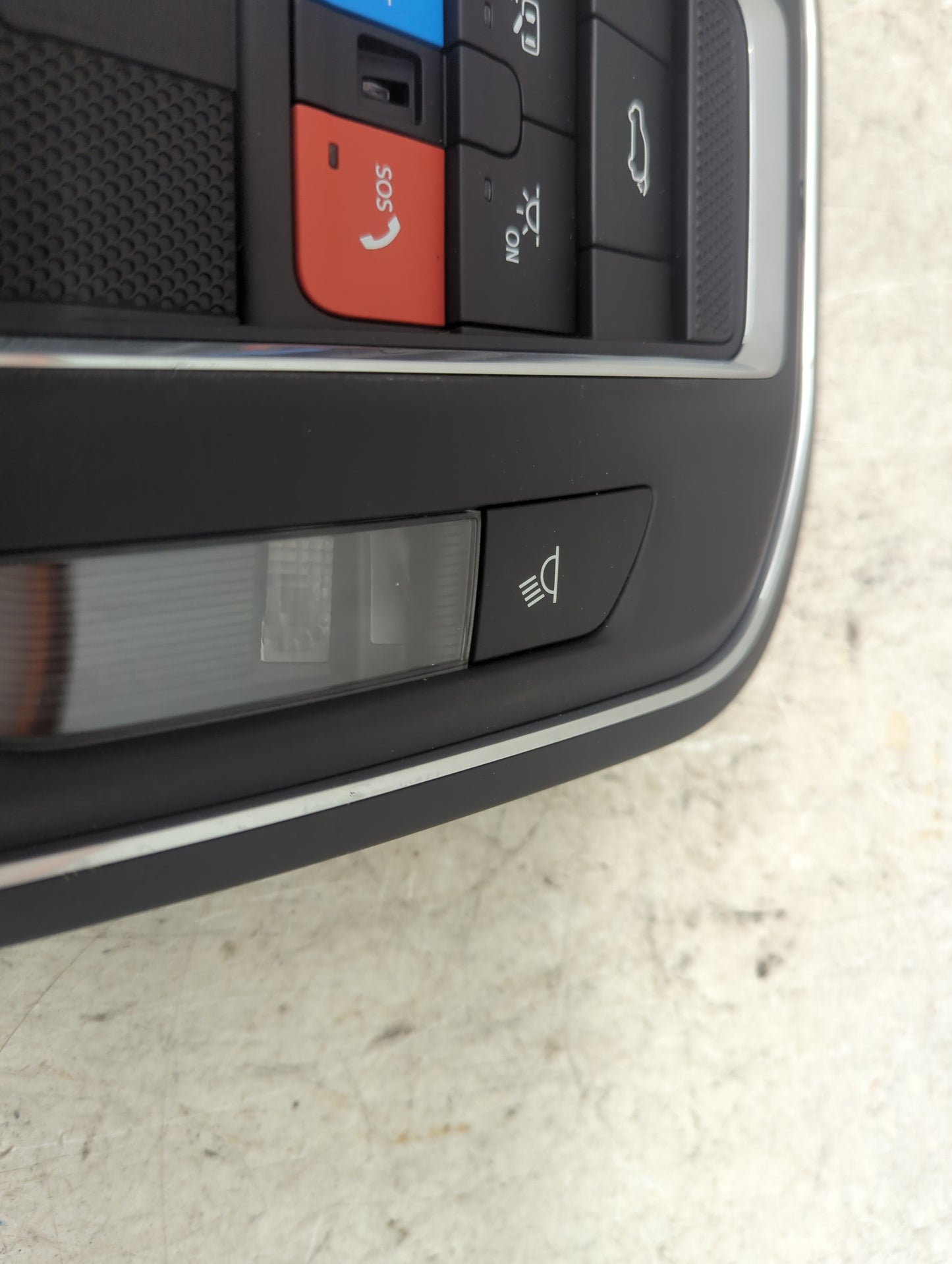 2021-2022 Jeep Grand Cherokee Overhead Console W/rear Climate Control 1482730 - Oemusedautoparts1.com
