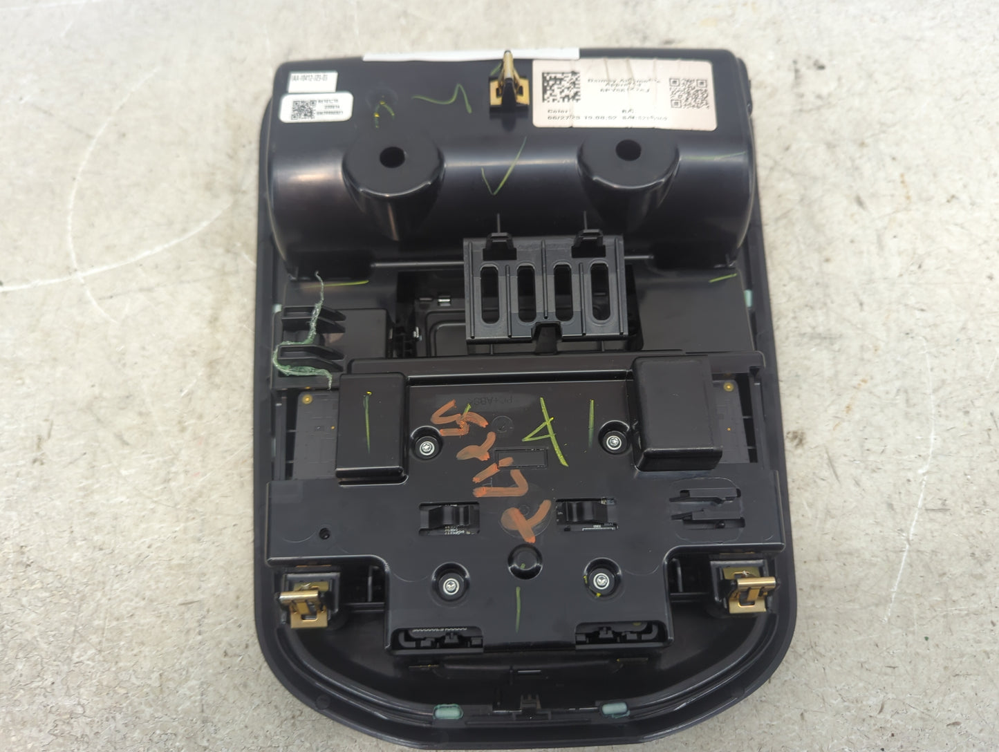 2021-2022 Jeep Grand Cherokee Overhead Console W/rear Climate Control 1482730 - Oemusedautoparts1.com